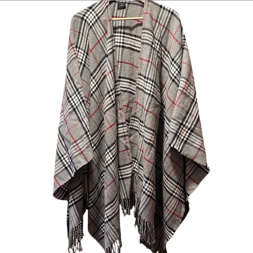 V. FRAAS Gray, Red, and Black Shawl